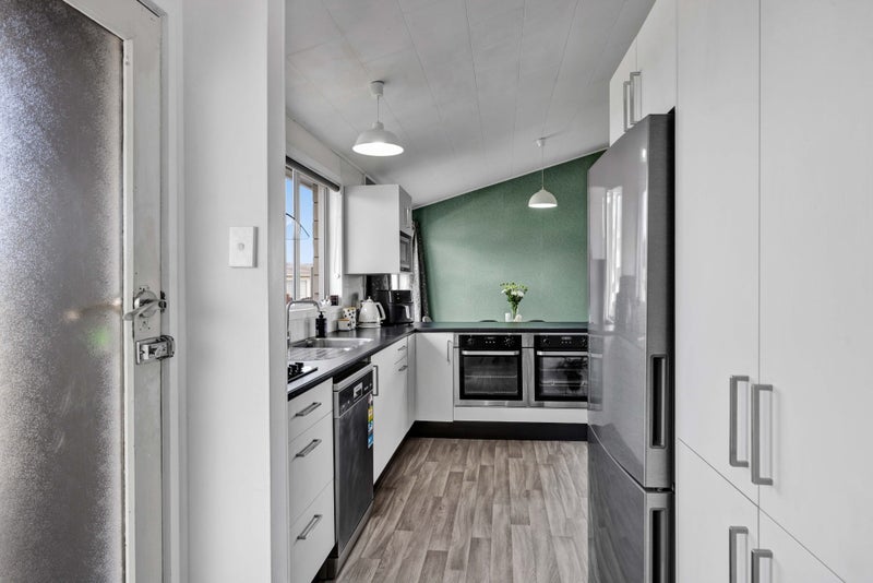 12 Tawa Street, Hawera - Carousel 2