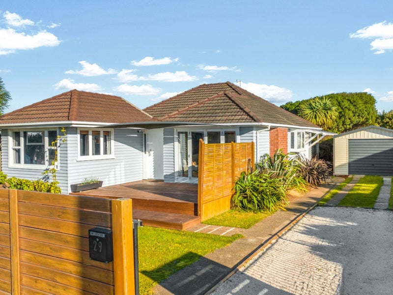 29 Beach Road, North New Brighton, Christchurch - Carousel 2