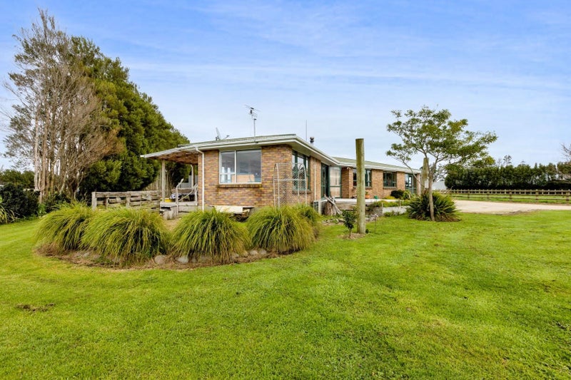 14 Borthwick Street, Brixton, Waitara - Carousel 2
