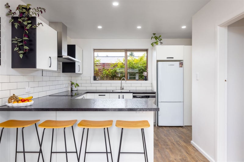 62 Kathleen Crescent, Hornby, Christchurch - Carousel 2