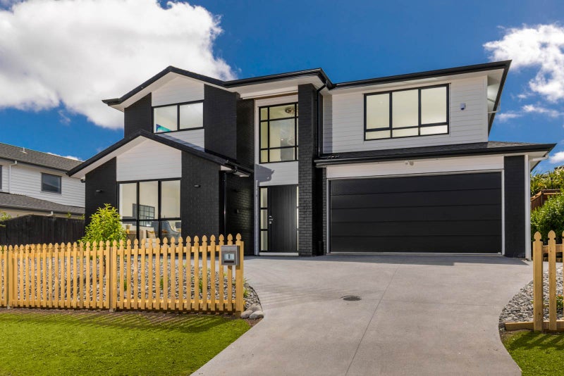 8 Syd Grant Crescent, Orewa, Orewa - Carousel 2