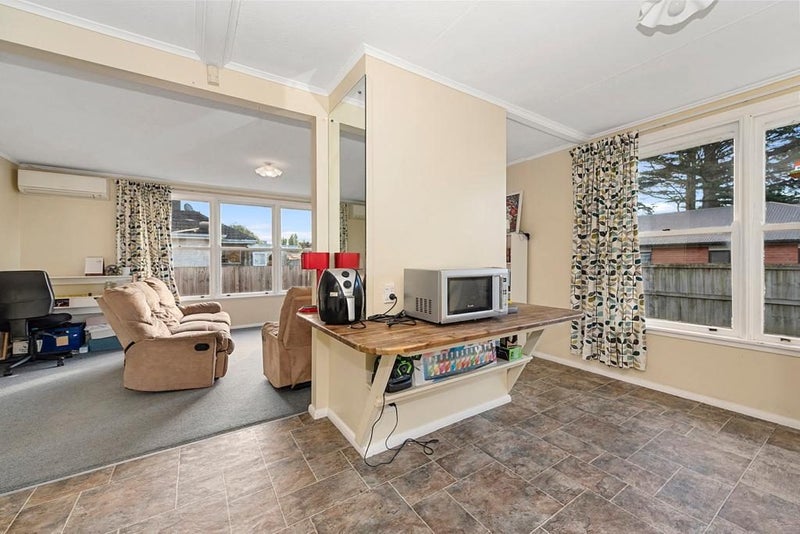 7 Slim Street, Bader, Hamilton - Carousel 23