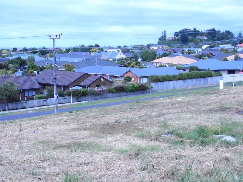 10 Lithgow Drive, Otamatea, Whanganui - Carousel 1