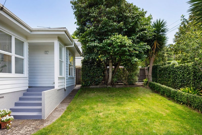 18 Vinter Terrace, Mount Albert, Auckland - Carousel 2