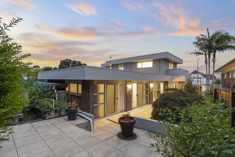 9 Argo Drive, Half Moon Bay, Auckland - Carousel 2