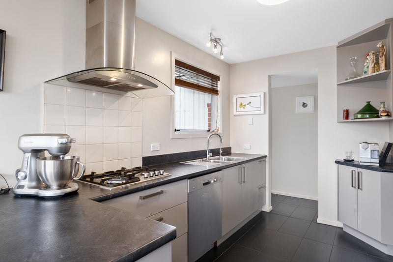 27 Murano Street, Shiel Hill, Dunedin - Carousel 2