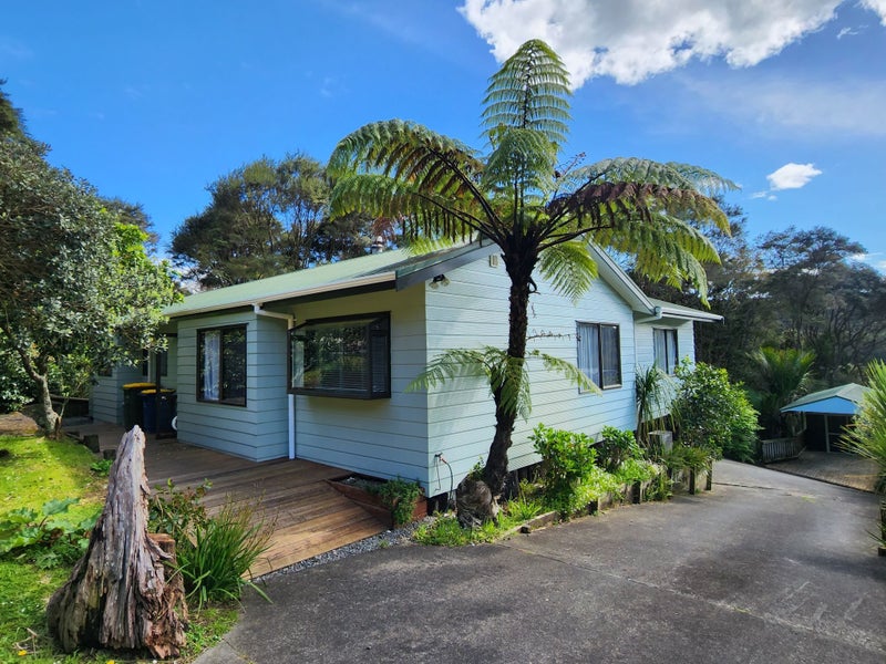 126 Laingholm Drive, Laingholm, Auckland - Carousel 1