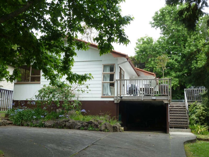 23 Gibbs Crescent, Red Hill, Papakura - Carousel 1