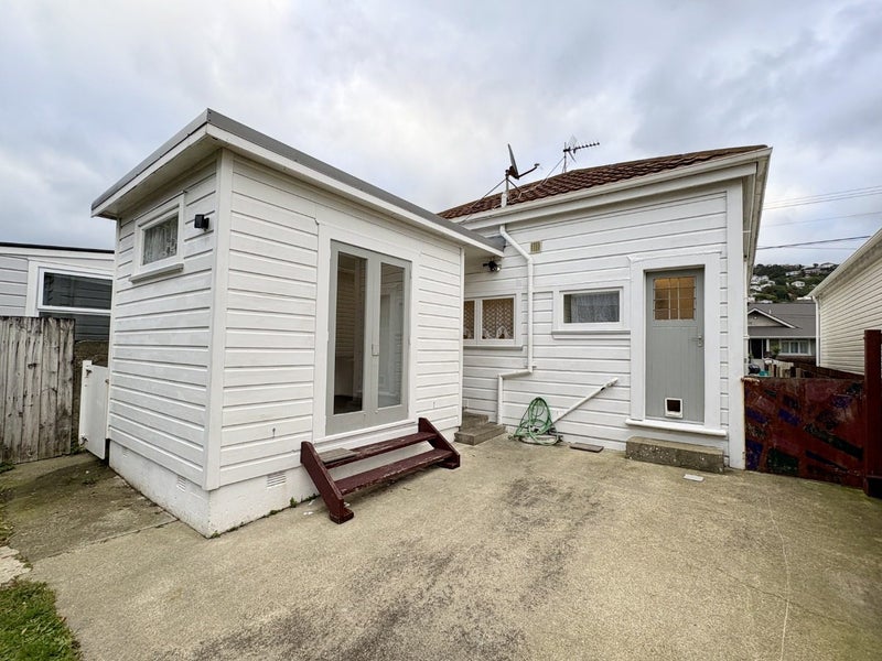 123 Onepu Road, Lyall Bay, Wellington - Carousel 20