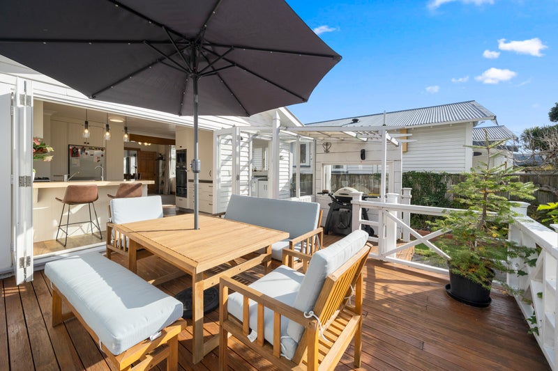 61 Cudby Street, Woburn, Lower Hutt - Carousel 2