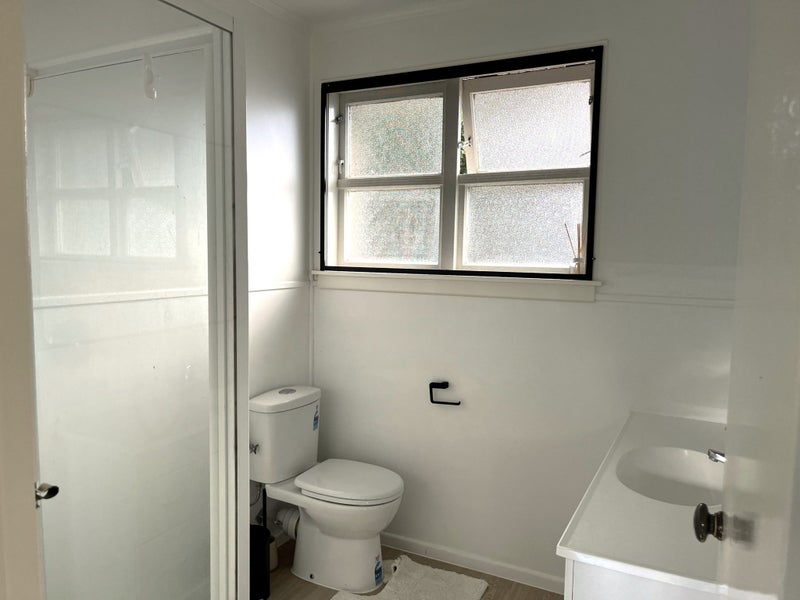 8/16 Erson Avenue, Royal Oak, Auckland - Carousel 2