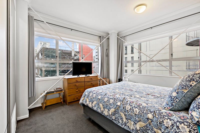 55/3 Edward Street, Te Aro, Wellington - Carousel 2