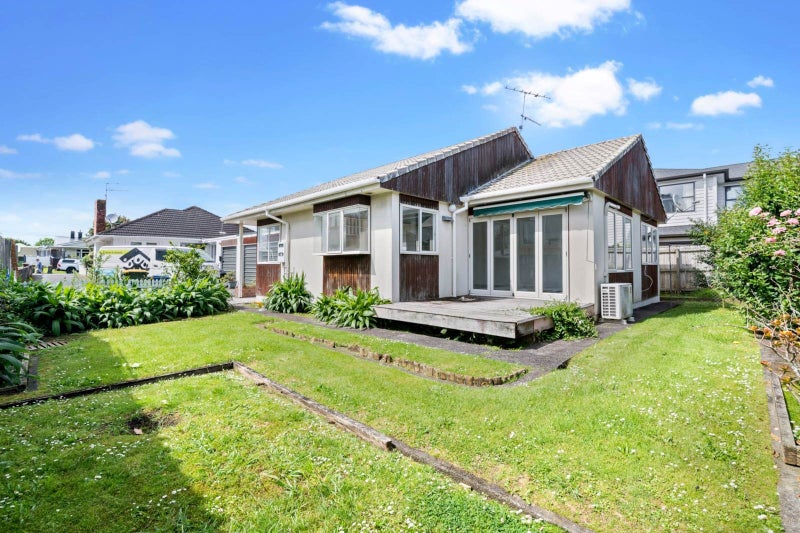 1/19 Dominion Street, Takapuna, Auckland - Carousel 1