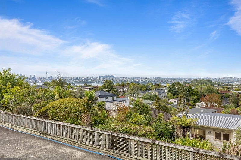 11/166 Mokoia Road, Chatswood, Auckland - Carousel 2