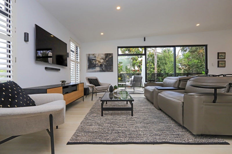 7A Meeanee Quay, Westshore, Napier - Carousel 2