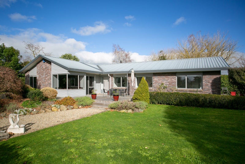 21 Milton Street, Leamington, Cambridge - Carousel 1