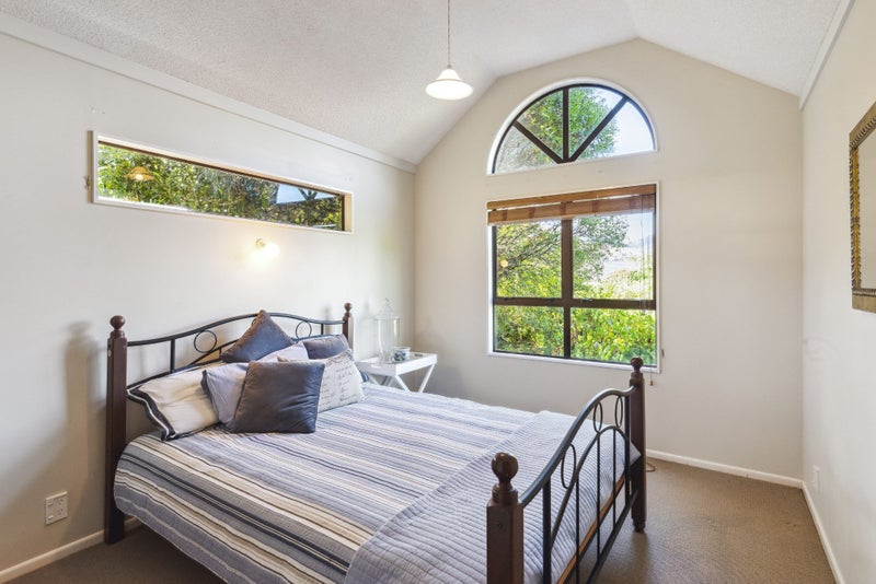 22 Chilton Drive, Paraparaumu - Carousel 21
