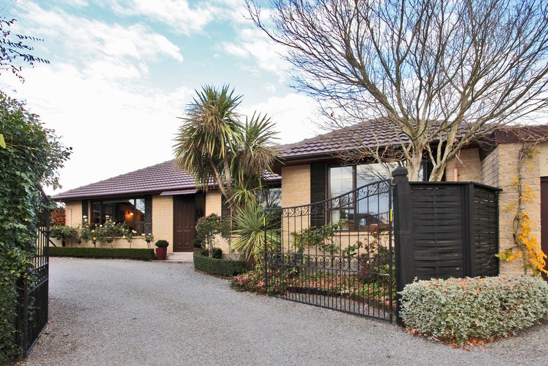 110 Lowry Avenue, Redwood, Christchurch - Carousel 1