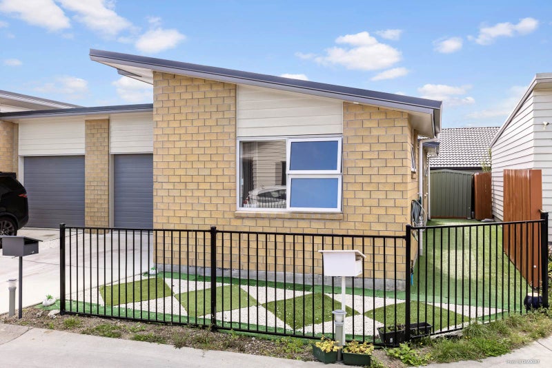 6 Isbister Lane, Wiri, Auckland - Carousel 1