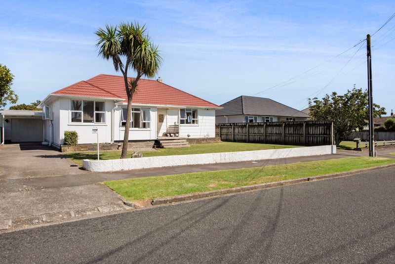 62 Lismore Street, Merrilands, New Plymouth - Carousel 1