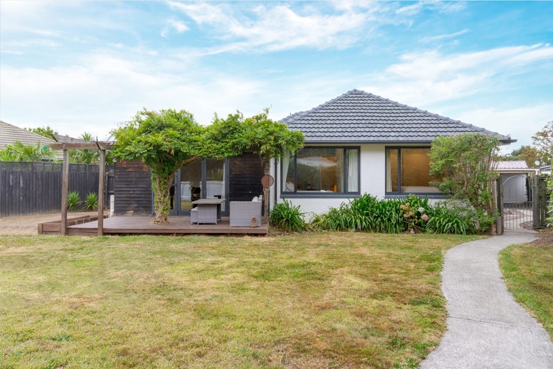 93 Winters Road, Redwood, Christchurch - Carousel 1