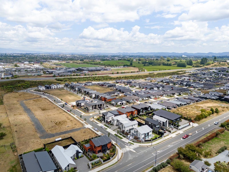 43 Kauri Point Drive, Rototuna North, Hamilton - Carousel 26