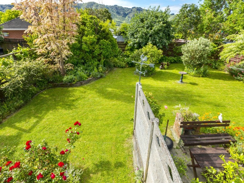 7 Cecil Street, Clouston Park, Upper Hutt - Carousel 2