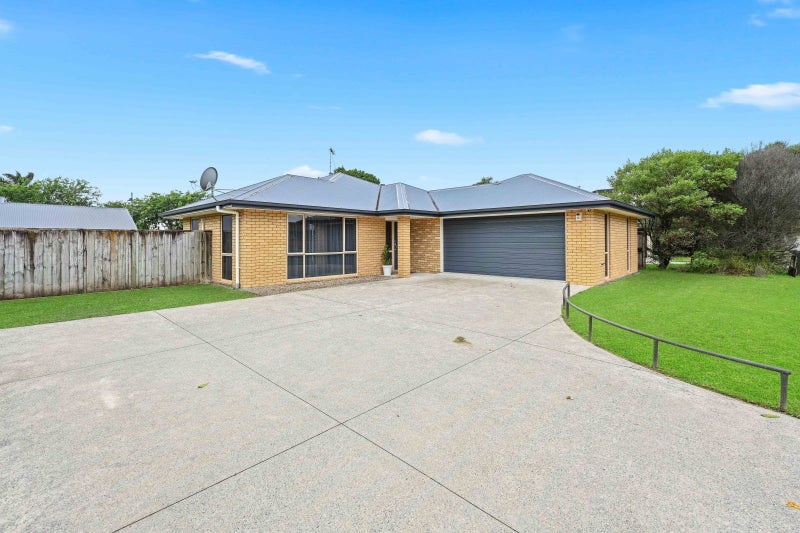 46 Thomas Road, Huntington, Hamilton - Carousel 1