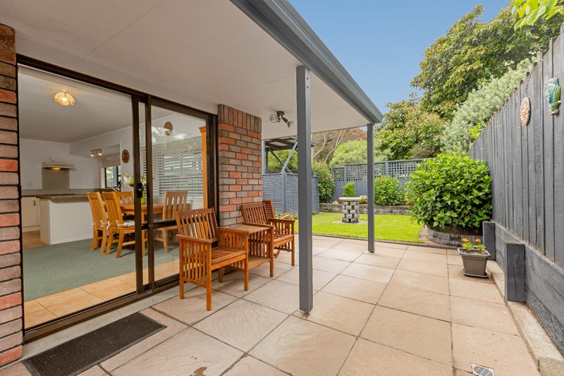 6B Esmeralda Street, Welcome Bay, Tauranga - Carousel 2