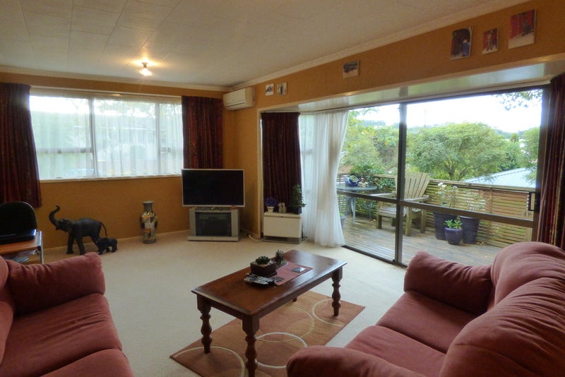 36 Rosendale Avenue, Spotswood, New Plymouth - Carousel 2