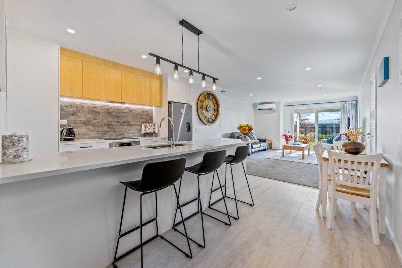 98A Harakeke Drive, Wharewaka, Taupo - Carousel 1