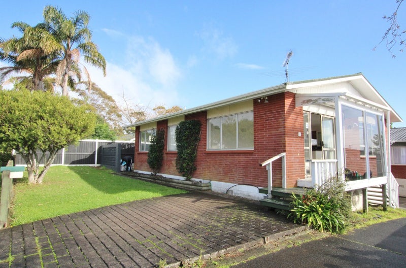 1/26 Cromdale Avenue, Highland Park, Auckland - Carousel 1