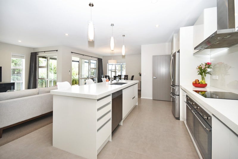 23 Weatherly Drive, Beachlands, Auckland - Carousel 2