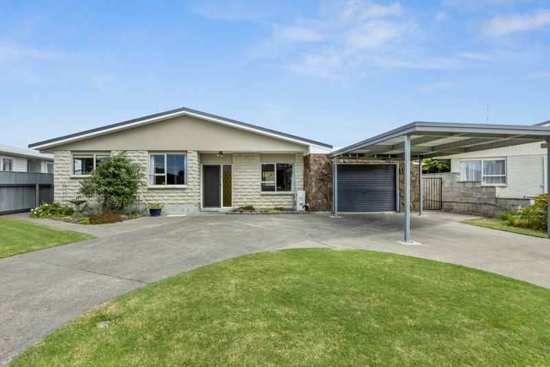 105 Westminster Avenue, Tamatea, Napier - Carousel 1