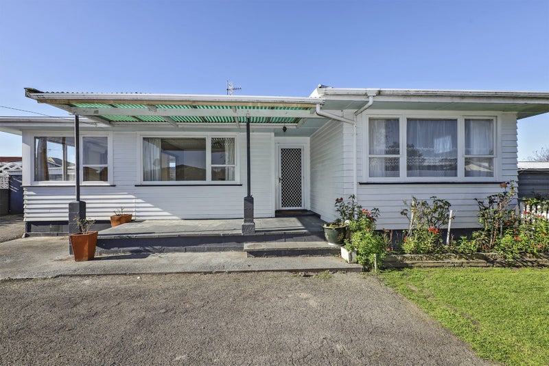 607A Oak Road, Akina, Hastings - Carousel 1