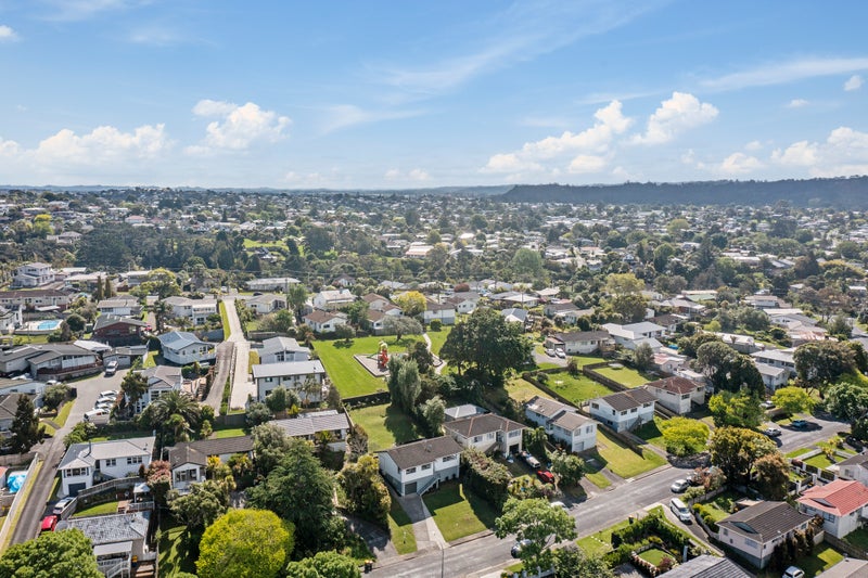 45 Vandeleur Avenue, Birkdale, Auckland - Carousel 23