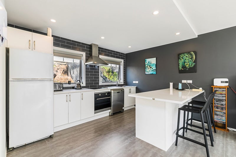 16/9 Ranier Street, Ellerslie, Auckland - Carousel 2