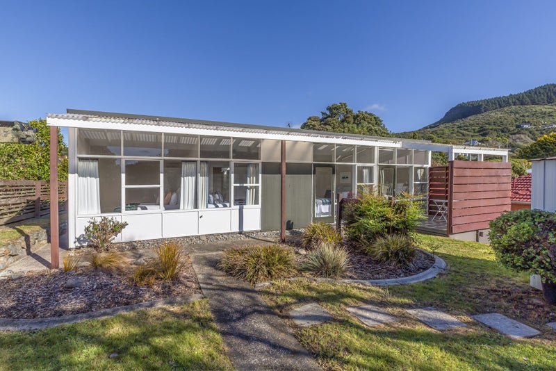22 Larsen Crescent, Tawa, Wellington - Carousel 25