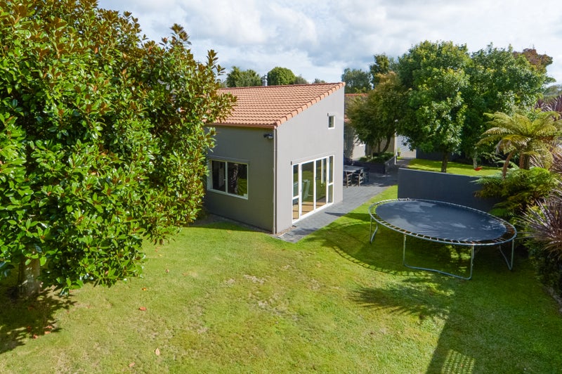 7 Pennant Place, Flagstaff, Hamilton - Carousel 2