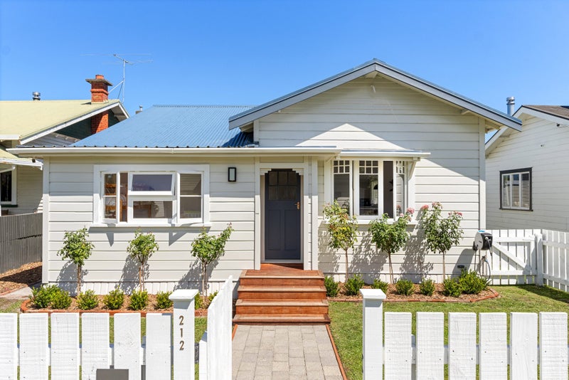 212 Clifford Street, Whataupoko, Gisborne - Carousel 1