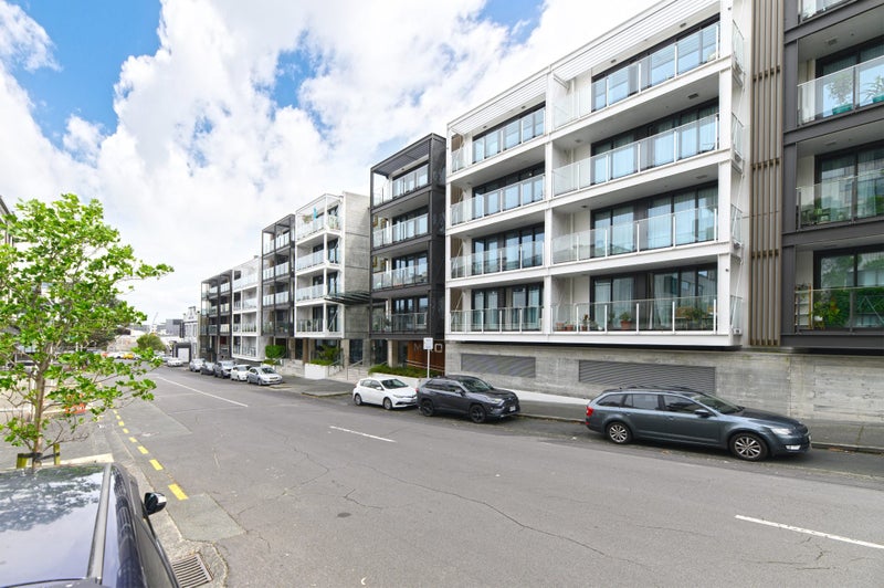 324/27 Enfield Street, Mount Eden, Auckland - Carousel 17