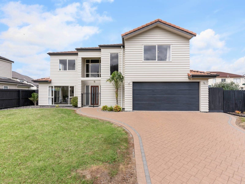 30 Erne Crescent, East Tamaki, Auckland - Carousel 1