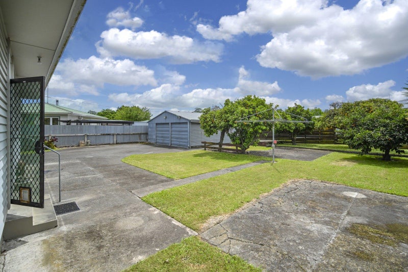 1103 Oliphant Road, Camberley, Hastings - Carousel 2