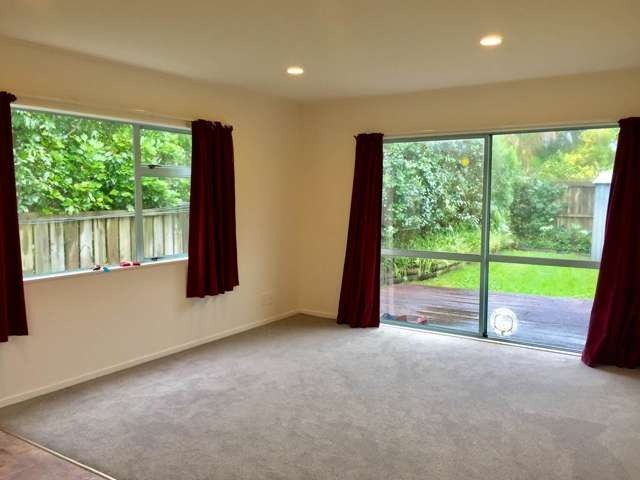 131 Clovelly Road, Bucklands Beach, Auckland - Carousel 2