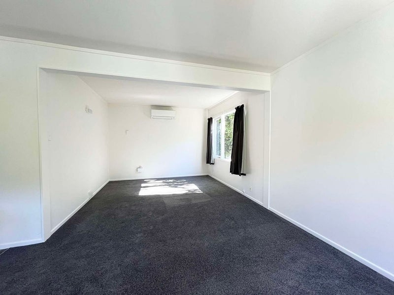 169 Parkvale Road, Karori, Wellington - Carousel 2