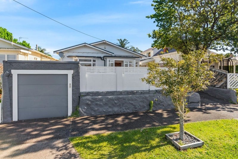 104 Peary Road, Mount Eden, Auckland - Carousel 24