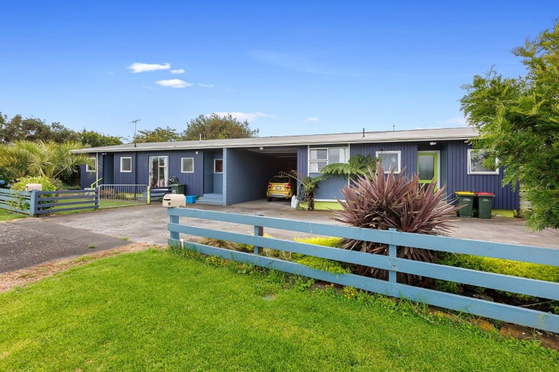 15 Gisborne Terrace, Ōpunake - Carousel 2