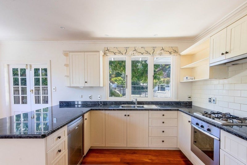 16 Grey Street, College Estate, Whanganui - Carousel 2