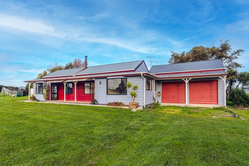 18 Hedges Road, Oamaru North, Oamaru - Carousel 1