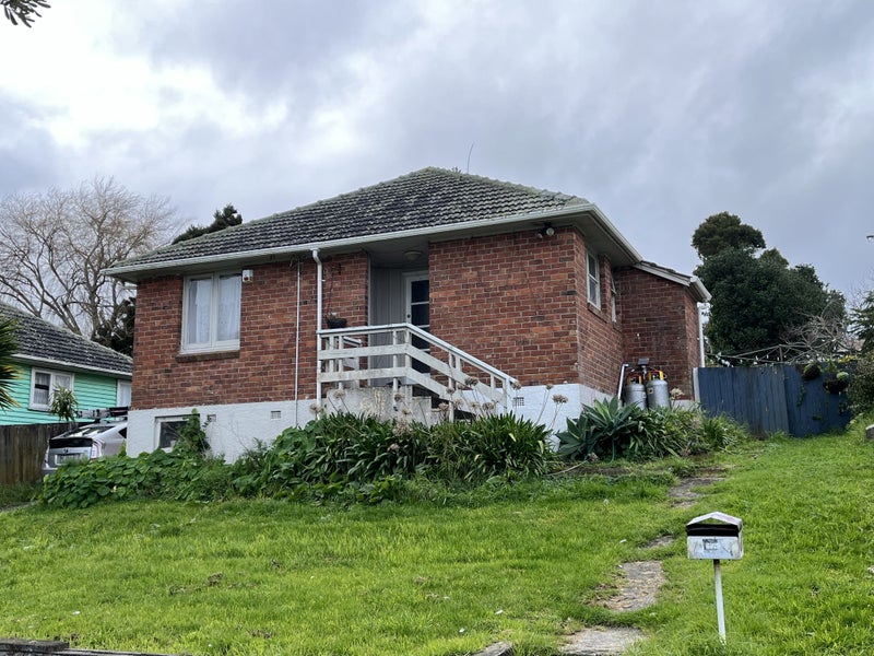 72 Gifford Avenue, Wesley, Auckland - Carousel 1